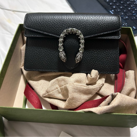 Gucci Super Mini Dionysus in Black - Picture 2 of 3
